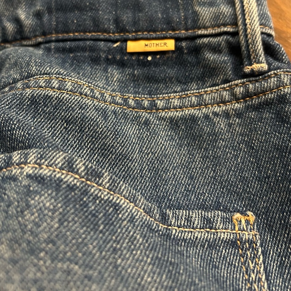 MOTHER High-Rise Cropped Balloon Jeans in Medium Blue - Picture 15 of 16